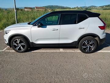 Volvo xc 40 Rdesign 150 cv