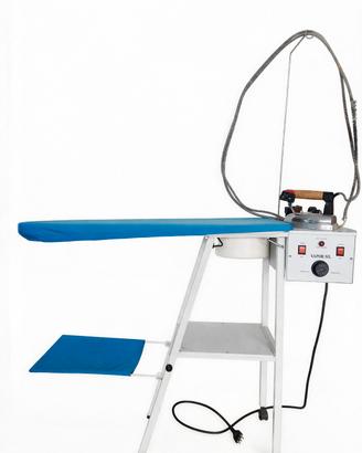 Tavolo da stiro professionale con caldaia e ferro