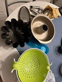 Misto oggetti per cucinare