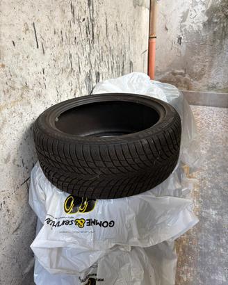 Set di 4 gomme WR SNOWPROOF