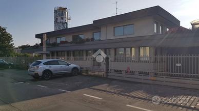 CAPANNONE A PADERNO DUGNANO