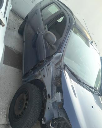 Dacia Lodgy per ricambi 