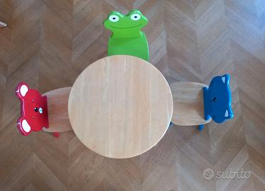 Tavola e 3 sedie per bambini in legno
