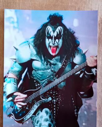 2 Poster "Kiss"