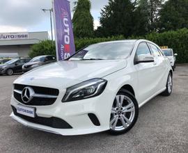 MERCEDES-BENZ A 200 d Automatic Sport