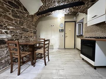 3 LOCALI A VALLECROSIA