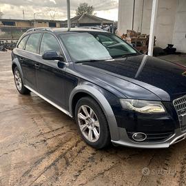 Audi A4 B8 AllRoad 4x4 2.0 TDI CAH PER RICAMBI