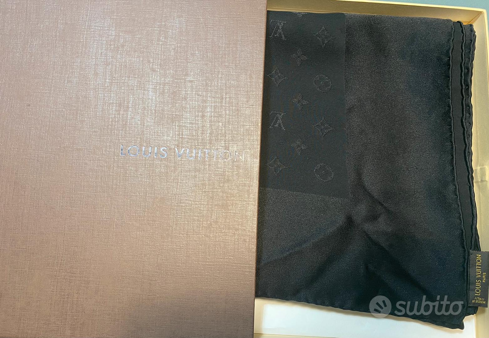 Felpa Louis Vuitton da donna color panna, taglia L - Abbigliamento e  Accessori In vendita a Venezia
