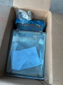 Proiettore industriale per capannoni/esterni