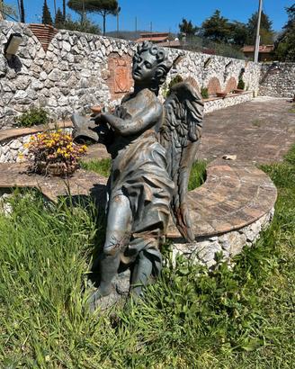 Statue angeli scenografiche da giardino