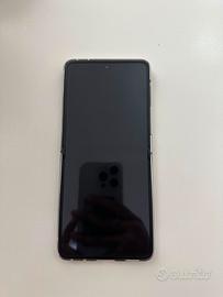 Samsung Galaxy Z flip 8