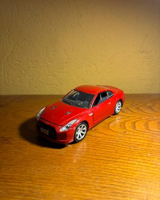 Modellino 1/24 Nissan r35