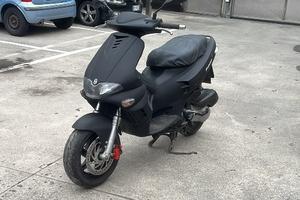 Gilera runner 180