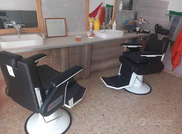 Poltrone e cavalluccio da barbiere