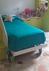 Letto singolo con materasso