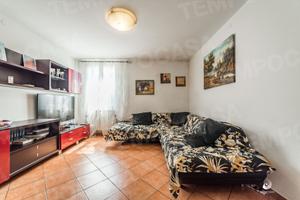 AMPIA PORZIONE DI CASA SU DUE LIVELLI CON IL GIARD