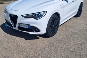 Alfa Romeo Stelvio Veloce 4wd 210cv diesel