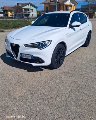 Alfa Romeo Stelvio Veloce 4wd 210cv diesel
