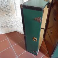 Baule da viaggio antico