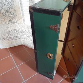 Baule da viaggio antico