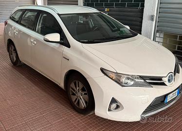 Toyota auris touring sport 1.8