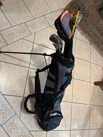 Sacca da golf con mazze