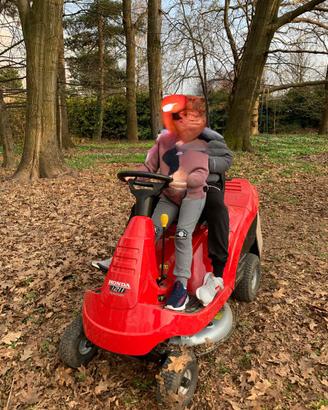 Trattore tagliaerba Honda 1211 hydrostatic