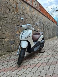 Beverly 125  ie