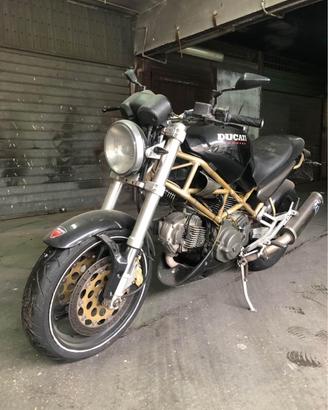 Ducati monster 600 carburatori del 98 , 90mila km