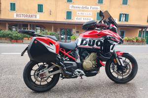 Multistrada V4S travel &Radar full Akrapovic 