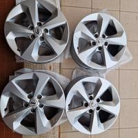 Cerchi nissan 17" con sensori tpms