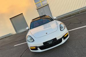 Porsche Panamera 4 BOSE CHRONO