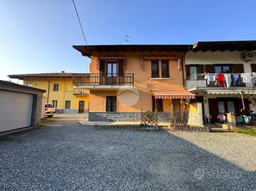 CASA SEMINDIPENDENTE A IVREA