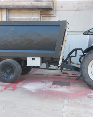 Rimorchio vasca per trattore agricolo forestale