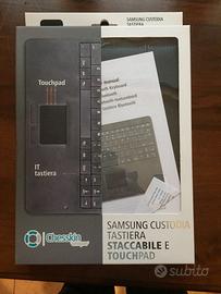 Custodia e tastiera staccabile con touchpad