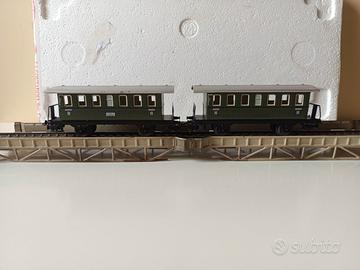 MARKLIN HO 2 carrozze passeggeri in metallo