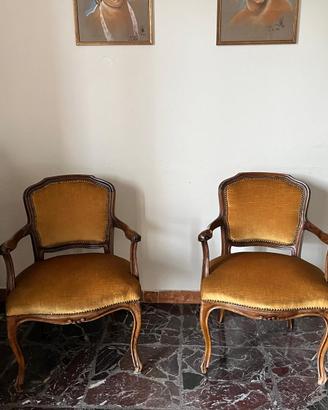 Poltroncine in legno
