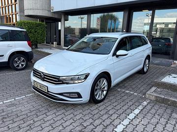 Volkswagen Passat Variant 2.0 tdi Business 15...