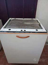 lavastoviglie funzionante usata poco 