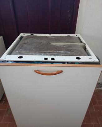 lavastoviglie funzionante usata poco 