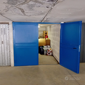 Locale posto auto coperto