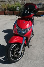 Piaggio Beverly 400