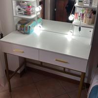 Scrivania trucco