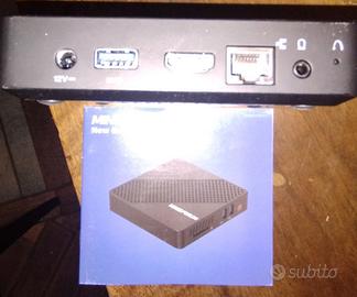 Mini PC MINIS FORUM