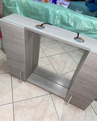 Mobile con specchio per bagno
