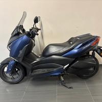 Yamaha X-Max 300