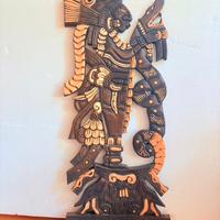Scultura Maya vintage in legno intagliato