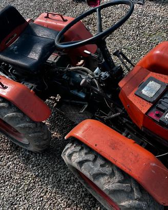 Trattore Goldoni 33 cavalli