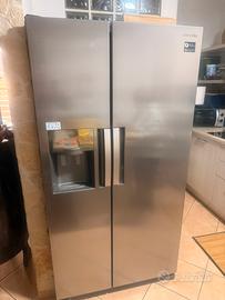 Frigorifero Samsung Side by Side mod. RS7768FHCSL