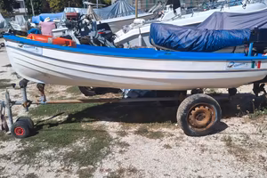 barca 4mt con motore nuovo